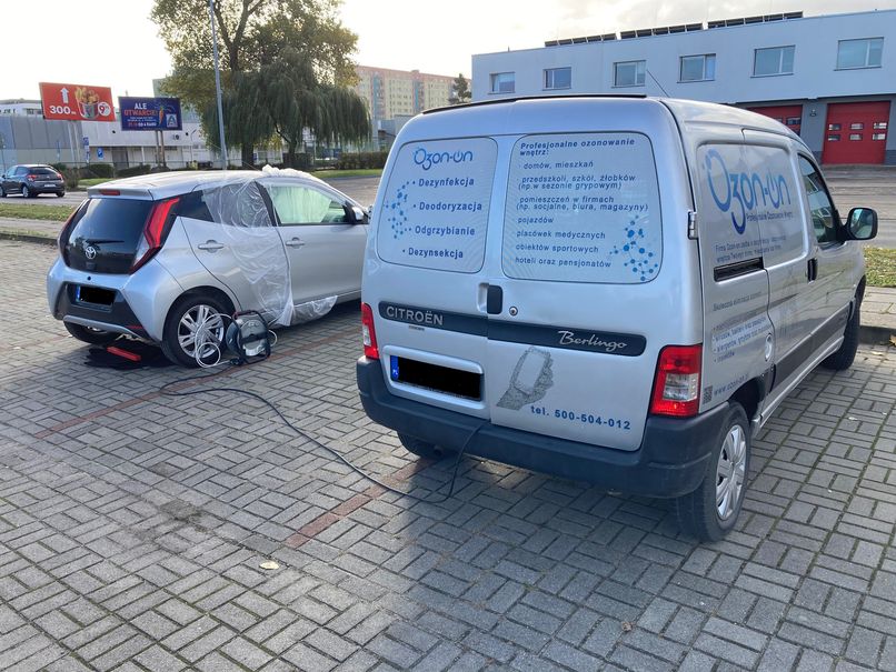 Obrazek przedstawiający wykonanie usługi: ozonowanie samochodów/pojazdów w Szczecinie przez firmę Ozon-on.